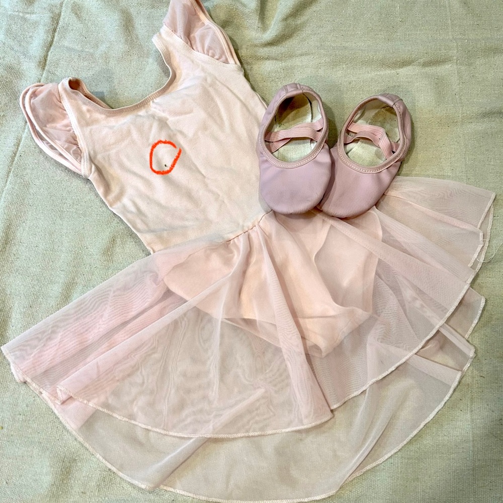 Toddler 3/4T ballet with size 10 ballet shoes